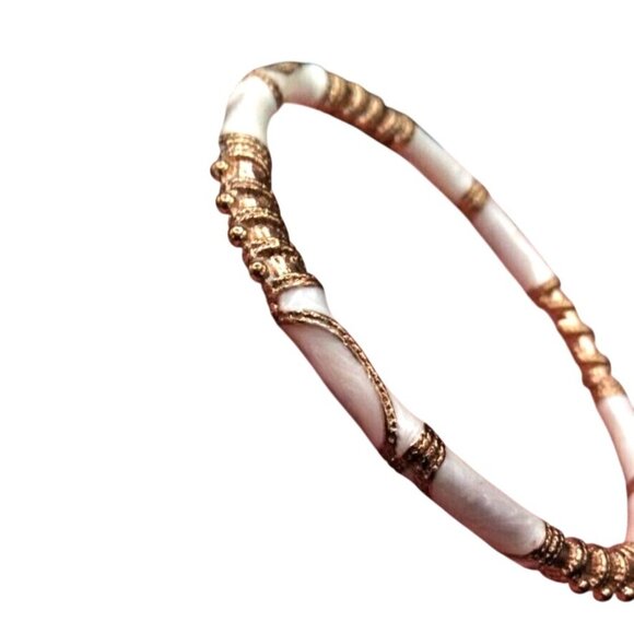 White Enamel Bangles Bracelets With Intricate Gold-Tone & Silver-Tone Filigree - Picture 8 of 8